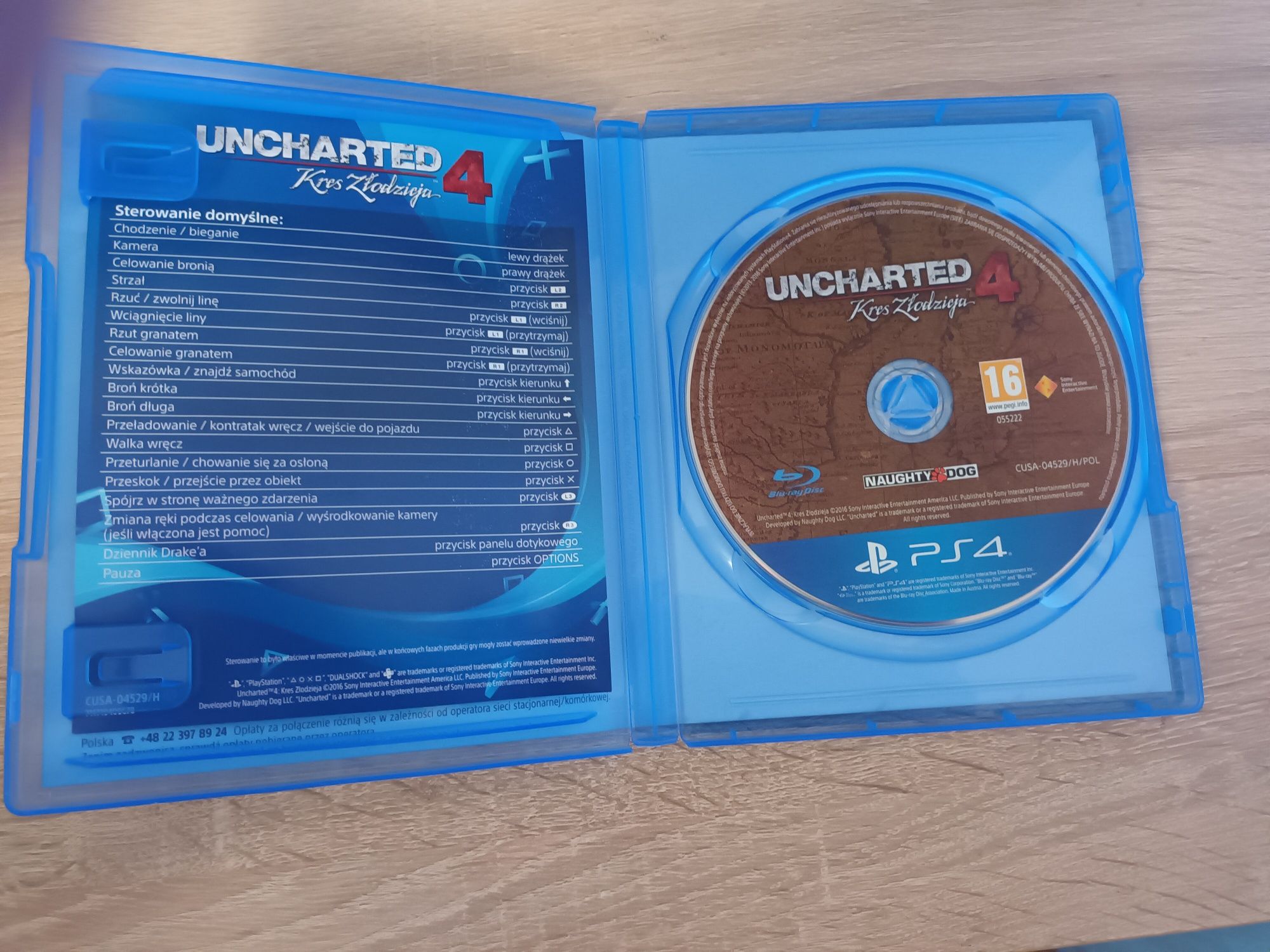 Gra Uncharted 4 na ps4. Kupiona rok temu, w bardzo dobrym stanie.