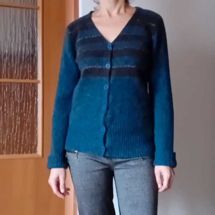 sweter na guziki zapinany wełna 38 40