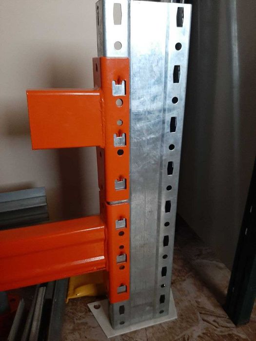 Складські стелажі. В наявності нові та б\у. Під палети 400-1000кг