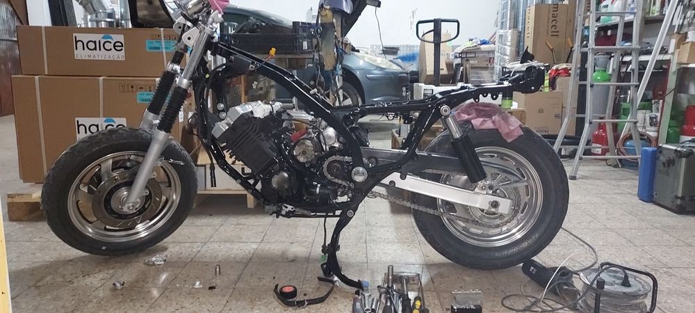 Yamaha fzx 750 com documentos