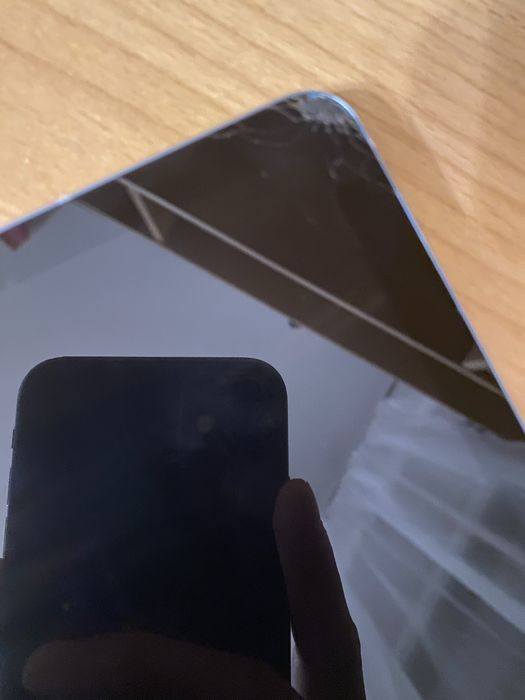 Samsung Galaxy Tab  S6 Lite LTE (SM-P615)-sprawny,pęknięcie w rogu ekr