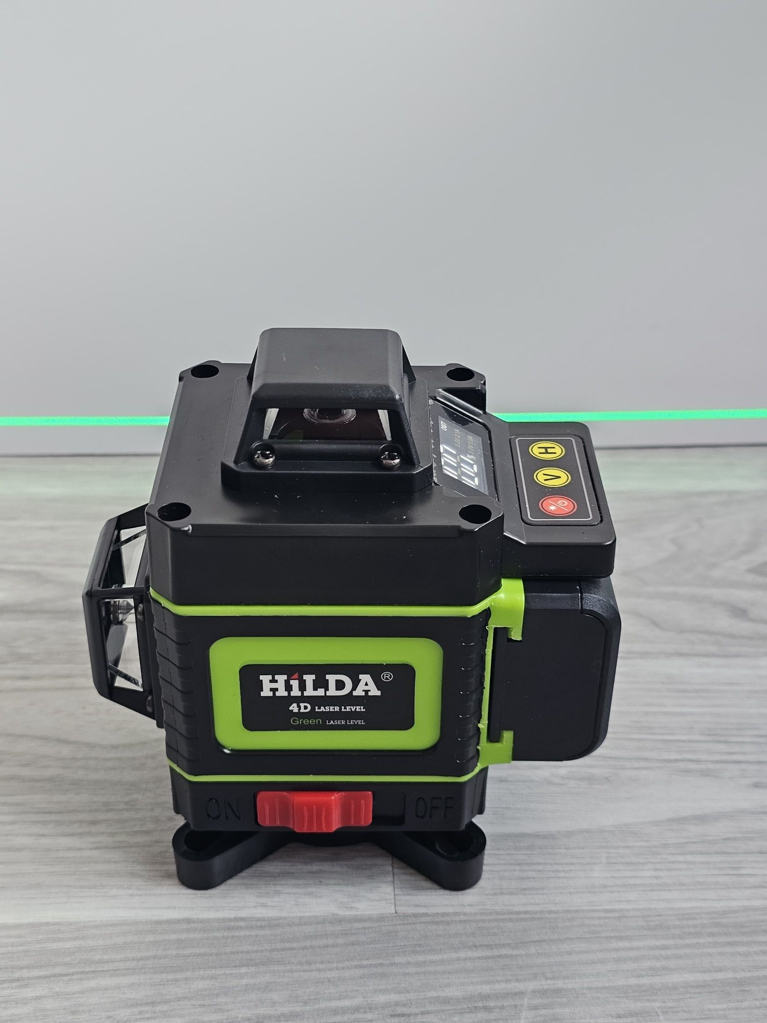 Nível Laser 16 Linhas 4D Auto-Nivelamento 360° Horizontal E Vertical