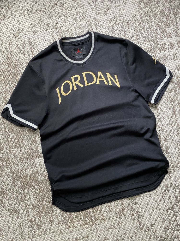 Фуиболка Jordan