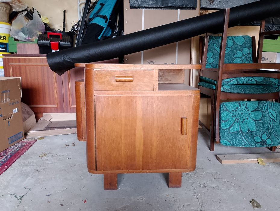 Meble z czasów i PRL