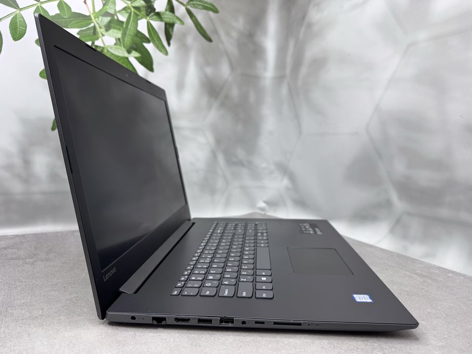 Ноутбук Lenovo IdeaPad V320-17IKB/i5-7200U/8GB/256GB/FHD/17"