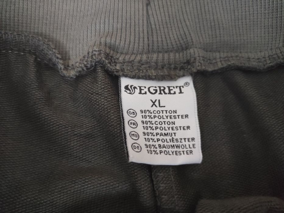 Męskie spodnie dresowe moro rozmiar XL