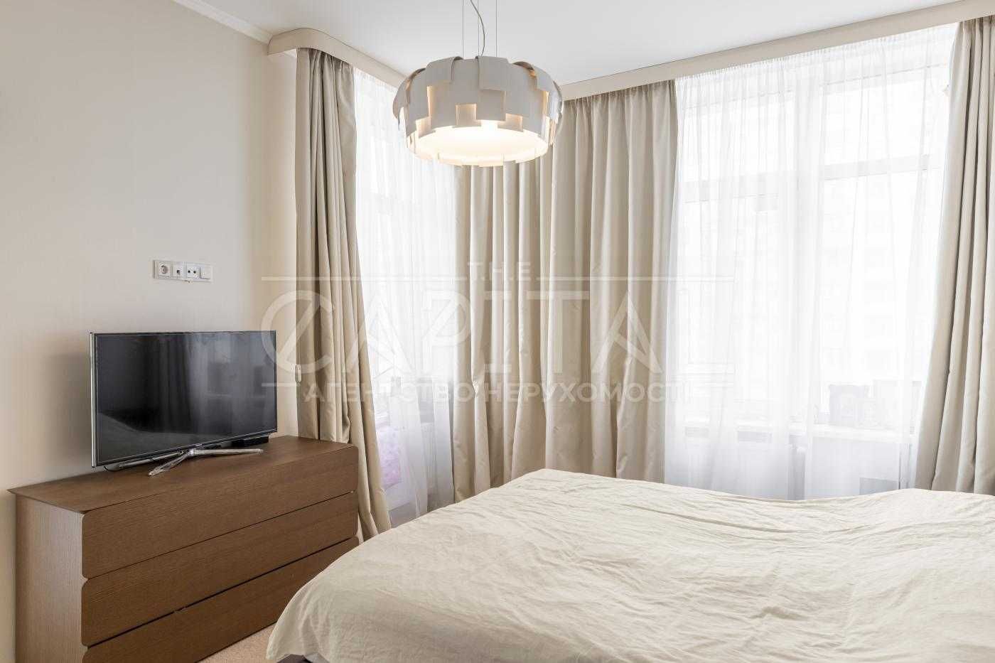Продаж квартири, 111м2, ЖК Новопечерські Липки, вул. Верхогляда
