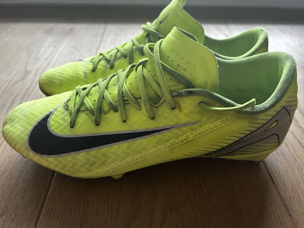 Buty korki Nike Mercural rozm. 42,5