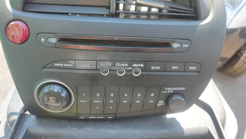 Honda Civic VIII UFO radio MH5571LC FV części/dostawa