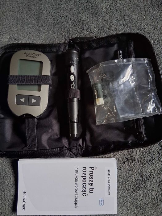 Glukometr Accu-Chek Performa