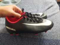 Buty Chłopięce Nike do piłki nożnej 38,5