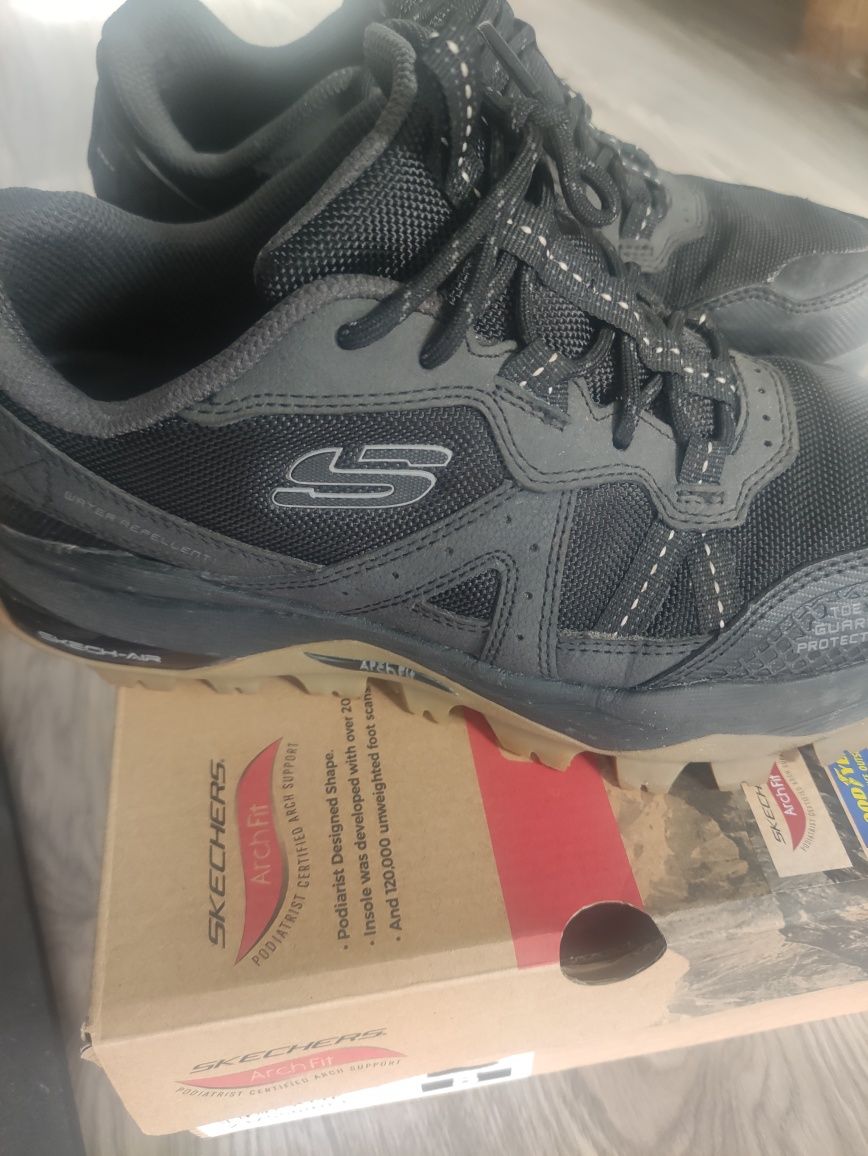 Buty skechers art fit trail air zimowe