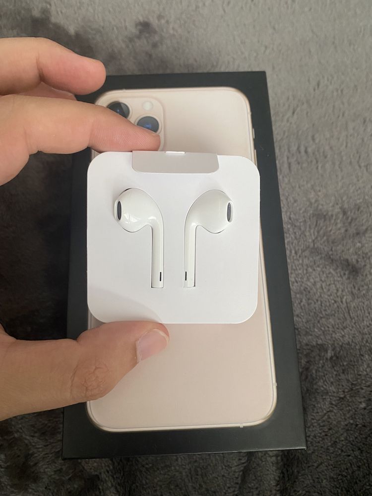 Наушники apple earpods с iphone 11 Pro еарподс эппл лайтнинг гарнитура
