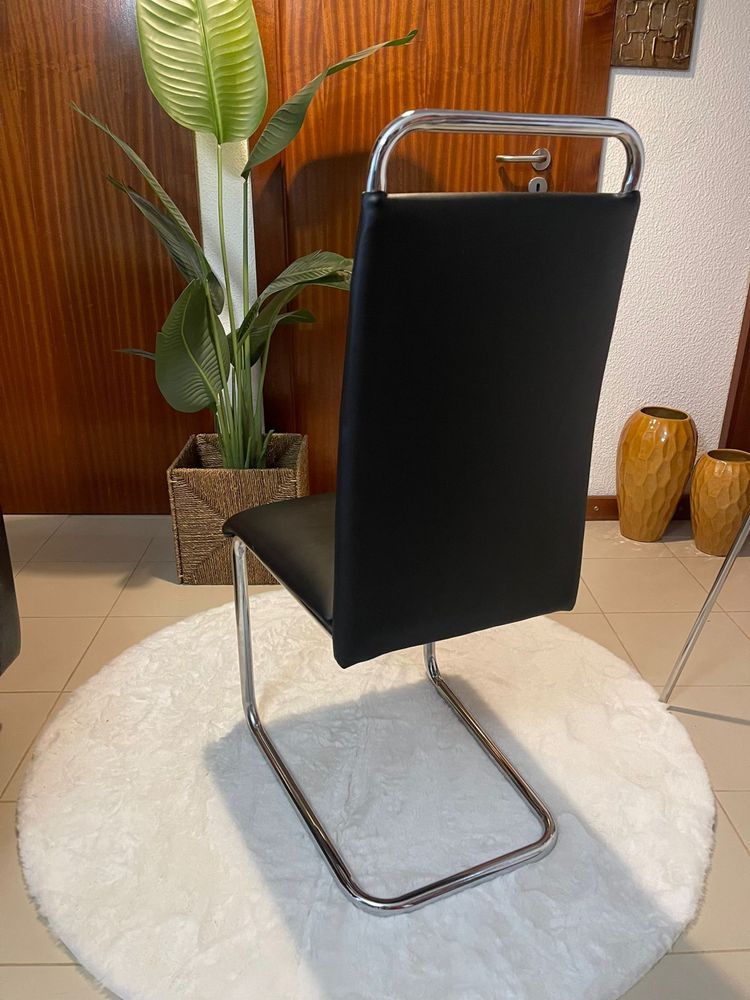 Cadeiras para mesa de jantar
