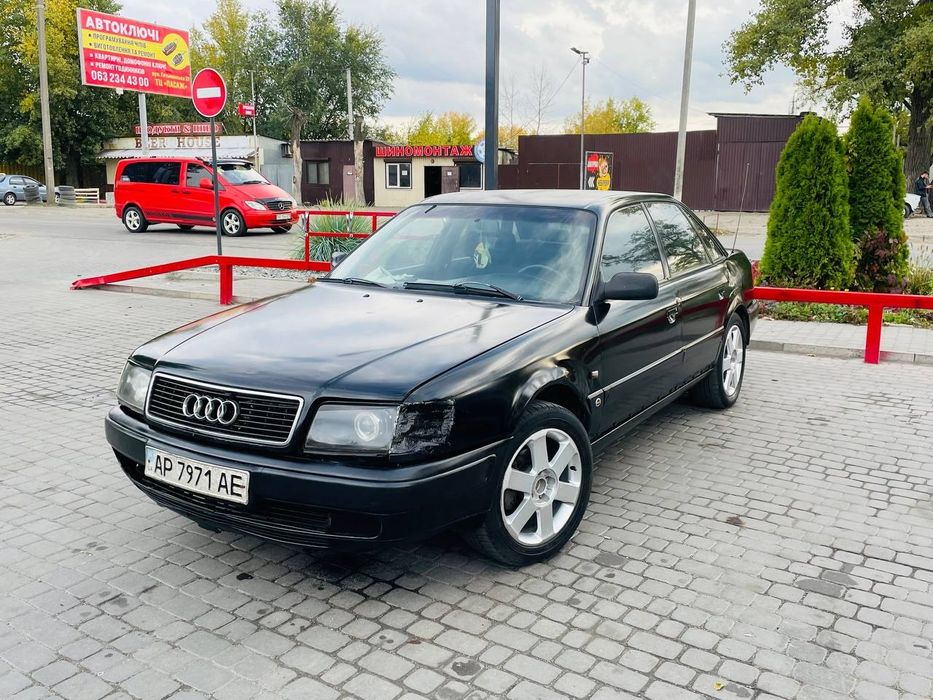 Срочно продам Ауди 100 с4 2.0 инжектор