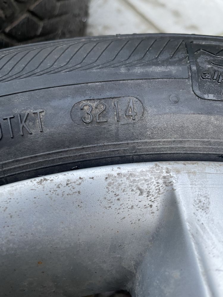 Felgi z oponami Audi a6 c6 16 cali