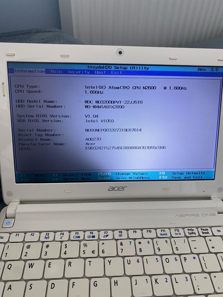 Acer aspire one D270 intel Atom