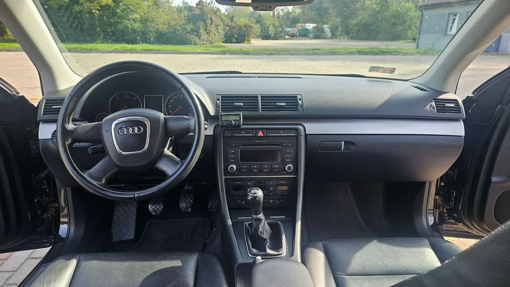 Audi A4 Avant Audi A4b7 1.9TDI bez uszkodzeń