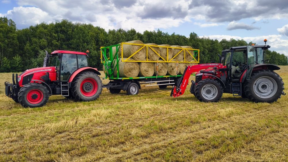 Przyczepa do bel z burtami hydraulicznymi