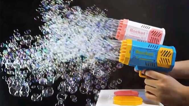 Pistolet Do Baniek Mydlanych 40 Otworów ZABAWKA BUBBLE GUN