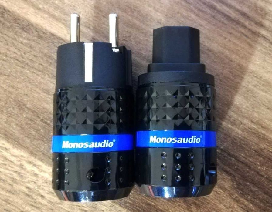 Monosaudio E102(R) /F102(R) – rodowane wtyki zasilające