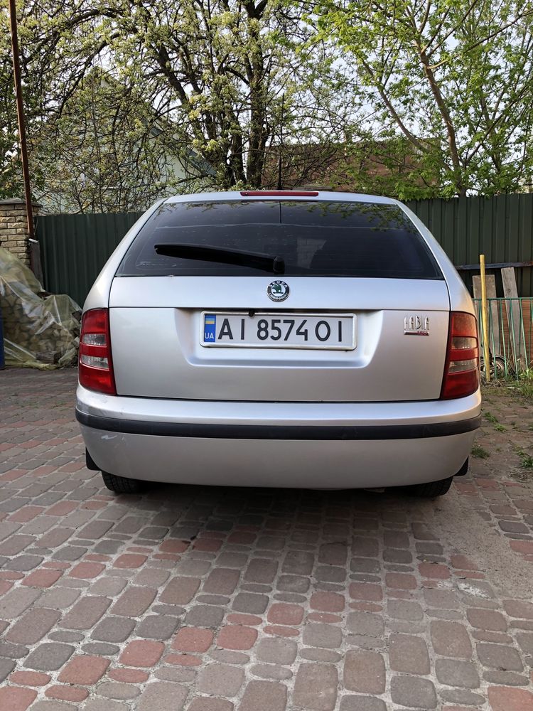 Skoda Fabia 2004 1.4 16v (100к.с)