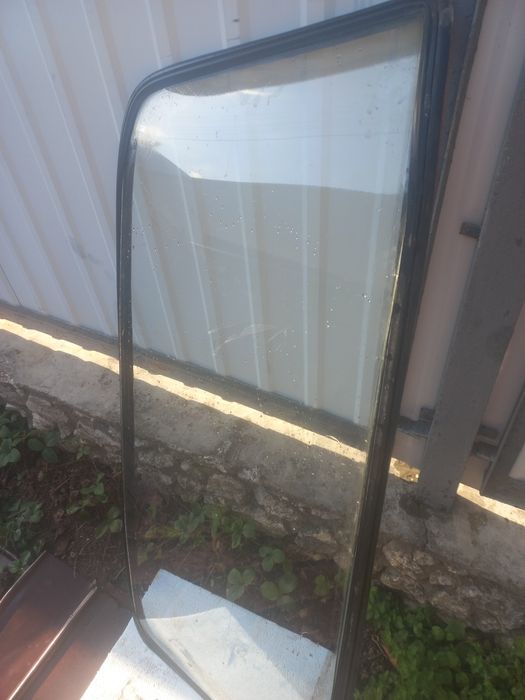 Скло заднє на ваз 2101-07