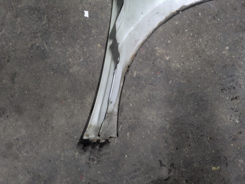 Peugeot 508 błotnik lewy kcjc do poprawek