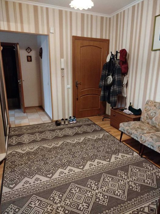 Оренда кімнати в трикімнатні квартири на Виноградарі, Гонгадзе 18