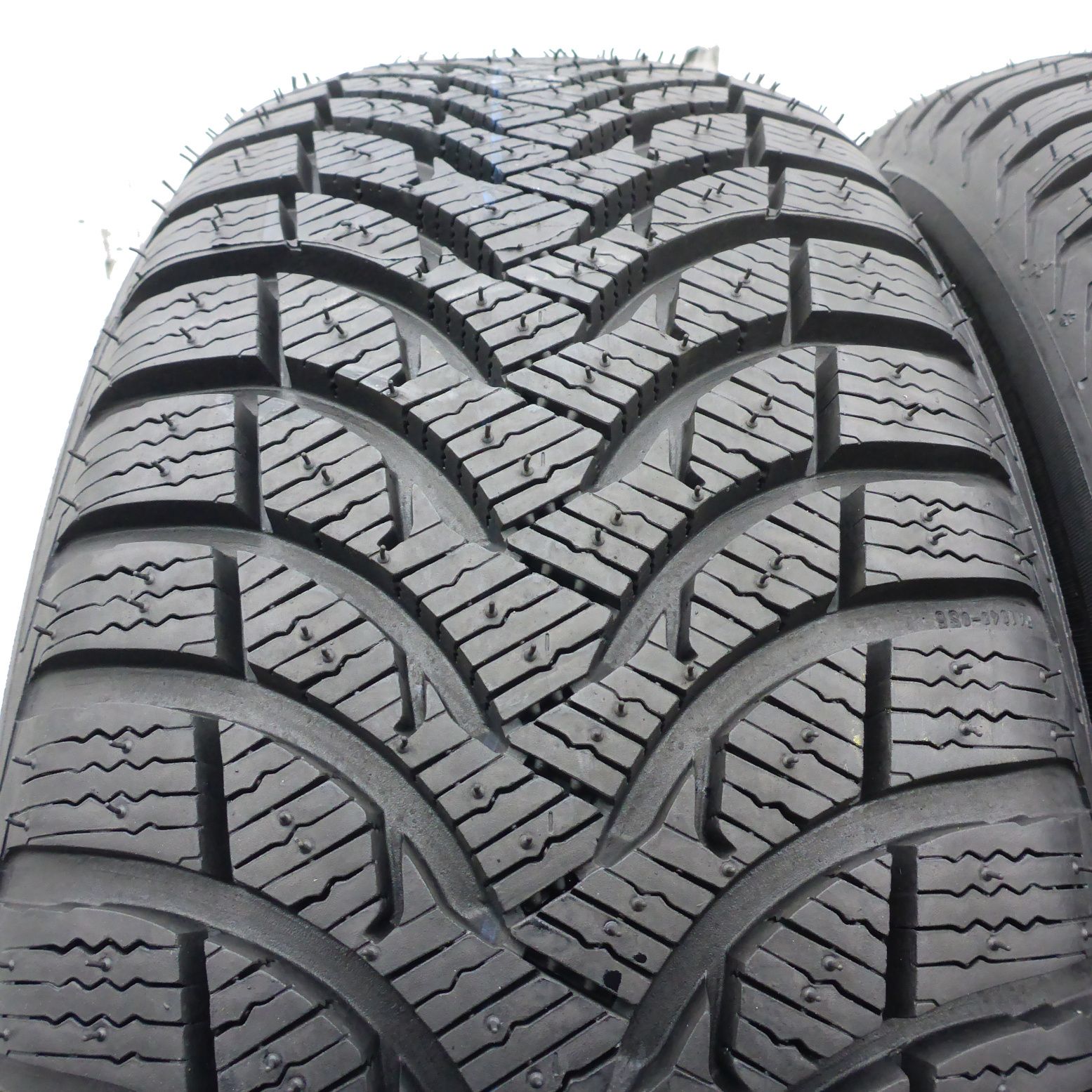 Opony 185/55/16 Michelin 185/55R16 83H AlpinA4 Zimowe 2015 Nieużywane