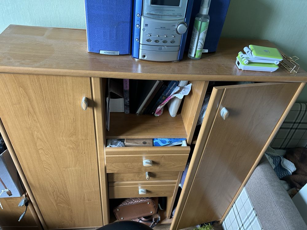Продам комод тумбочки