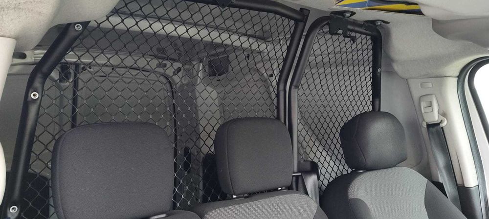 Peugeot Partner 1.6 BlueHDi_100cv - Versão Longa _ DVR incluído