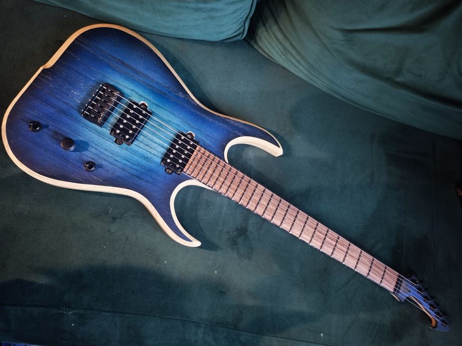 Skervesen Velociraptor 6