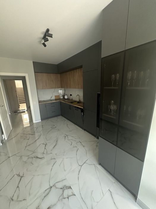 Здається квартира в новобудові по вул. Карла Мікльоша 19