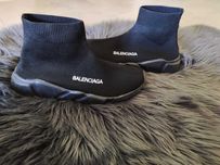 Czarne buty Balenciaga rozmiar 37-38 długość wkładki 24 cm.