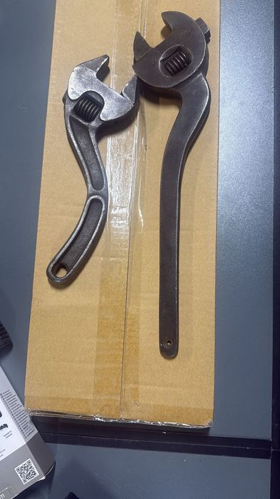 2 x klucz nastawny , francuski , zabytkowy duży
