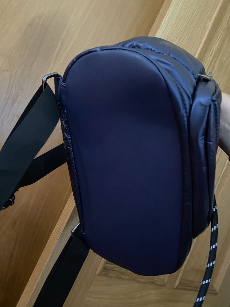 Mochila Azul NOVA