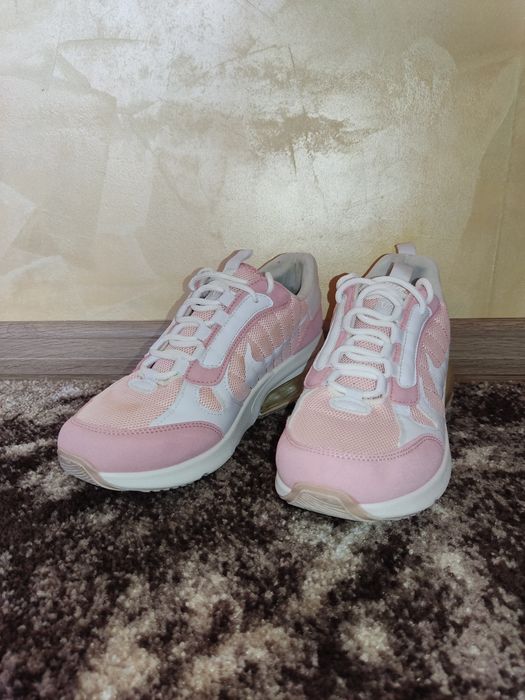 Кросівки жіночі Nike air max