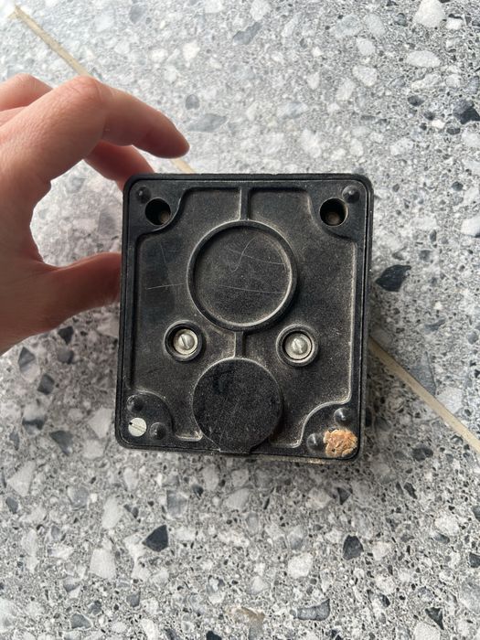 Вольтметр 1966  року