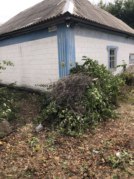 Продається будинок  у розвиненому селі