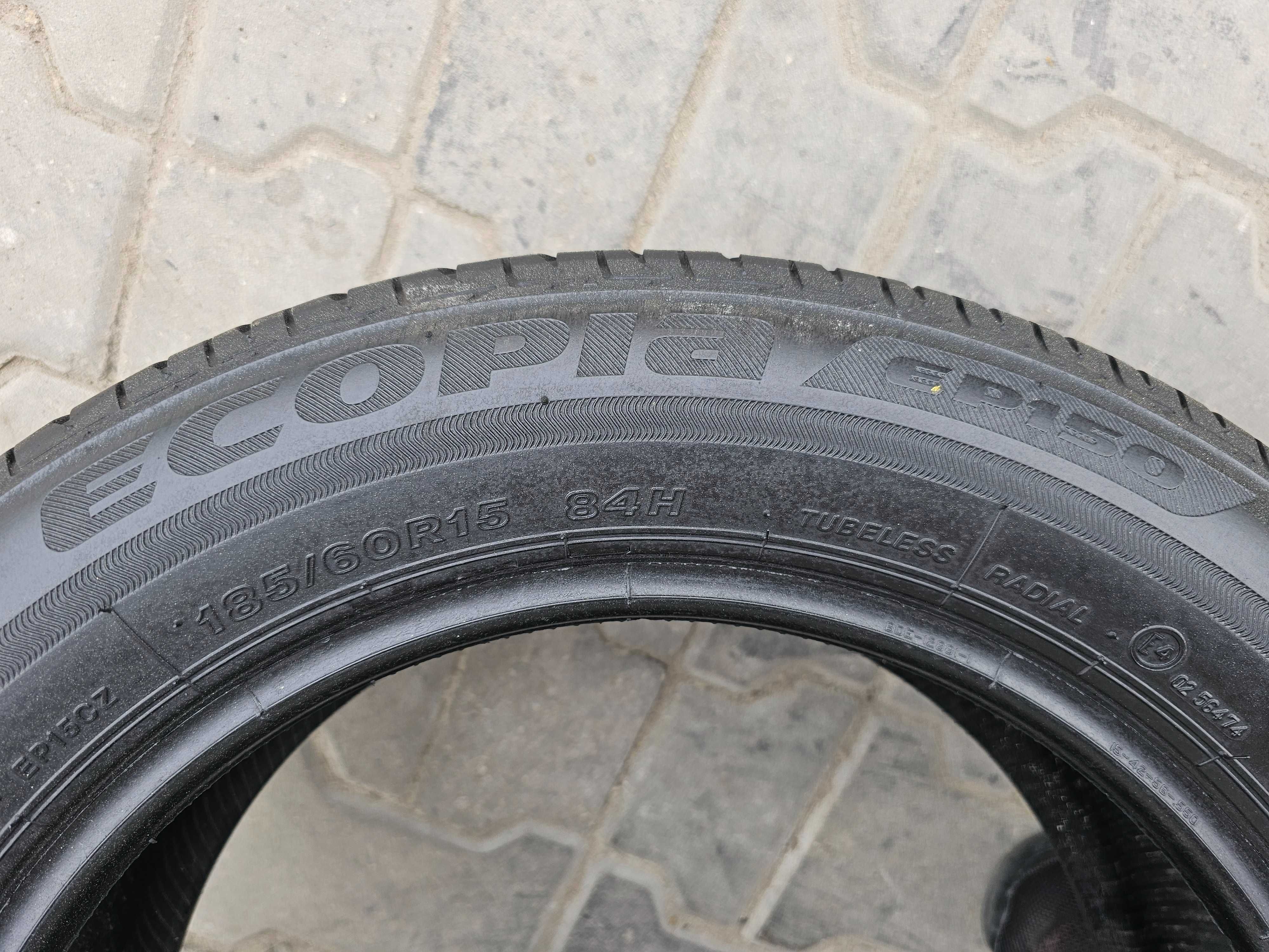 Lato Bridgestone 185/60 R15