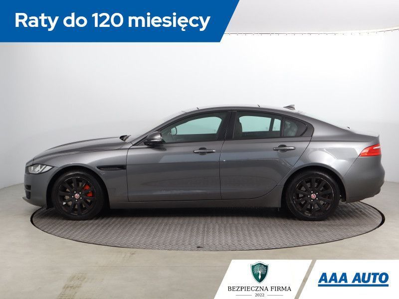 Jaguar XE 20t, Automat, Skóra, Navi, Xenon, Bi-Xenon, Klimatronic, Tempomat,