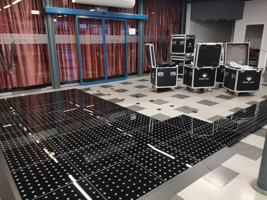 Pista de baile & Plataforma  de exibição de veículos