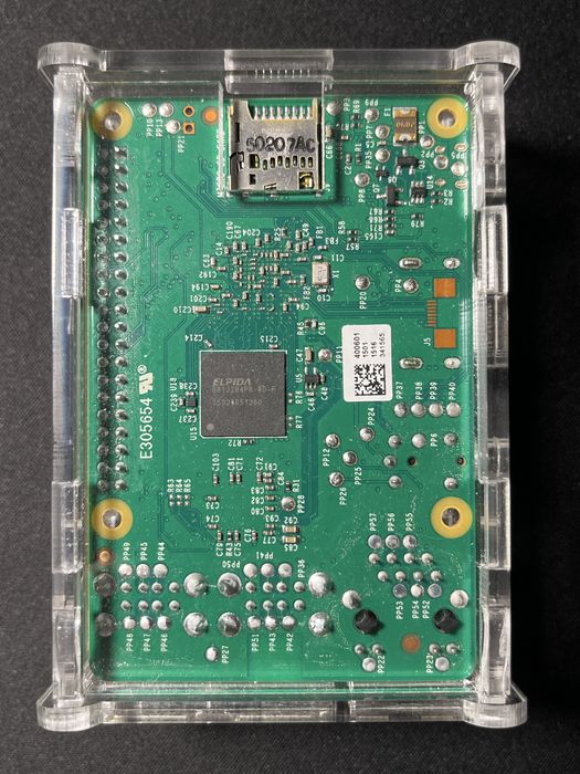 Raspberry Pi 2 model B v1.1 2014 + прозорий корпус + контакти для GPIO