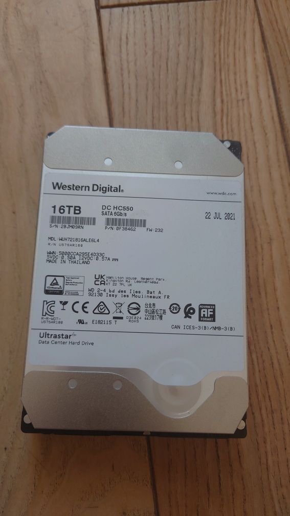 Жесткий диск 3.5" WD Ultrastar DC HC550 16 TB (WUH721816ALE6L4)