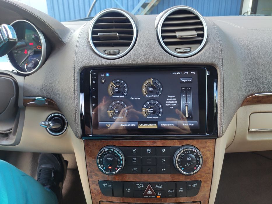 Магнитола новая Mercedes-Benz ML GL W164 с CarPlay +QLED 4G сим карта.