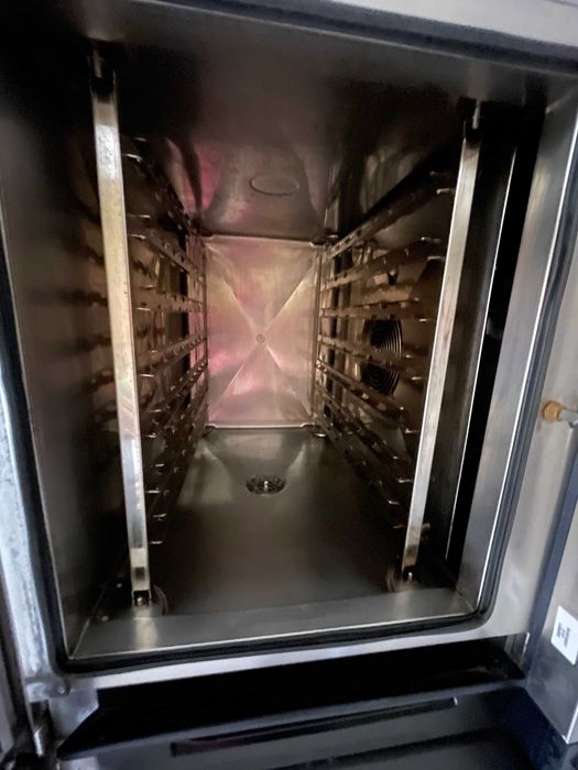 Пароконвектомат Lainox SAPIENS SAEV 071