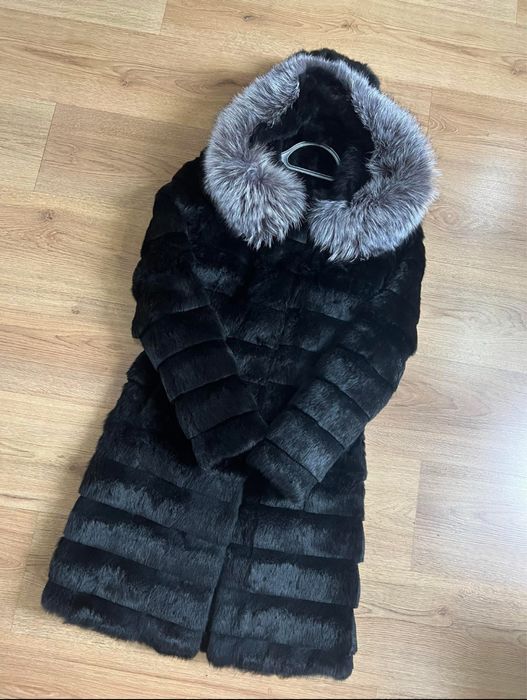 Шуба натуральна кролик с-м