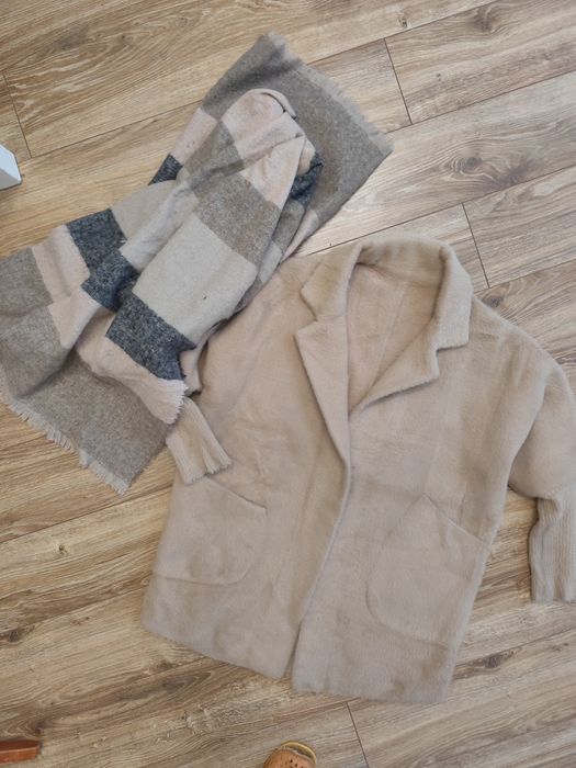 Kurtki damskie jesień zima 4sztuki rozmiar M