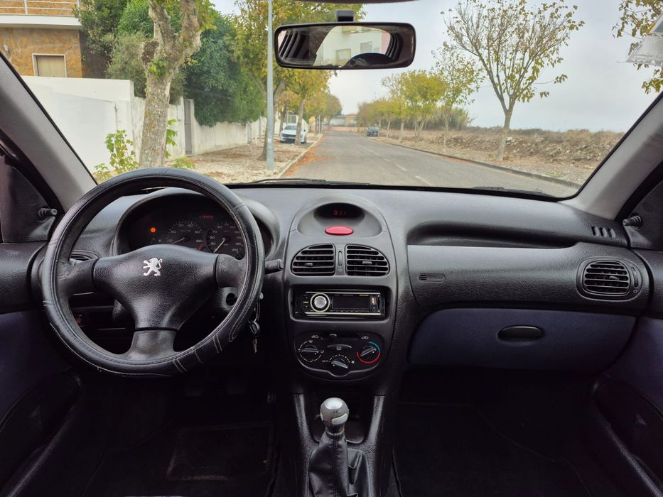 Peugeot 206 - 1.1 - gasolina